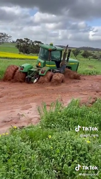 A mud soup! By @Darcy #agritechnica #agripics #agro #agriculture #farmlife #farm #trecker #farmlove #landmaschinen #landtechnik #fotografie #farmpics #farming #agrifails #tractorfails #agrifunny #tractorfunny #farmingphotos #tractor #farmingphotography #farmingphotographydaily #agri #agricultureworldwide #tractorfail #tractor #tractorlife #farmfails #tractordriver @agri_fails
