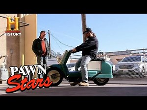 Chum's TOUGH DEAL for a '62 HARLEY-DAVIDSON SCOOTER (Season 18) | Pawn Stars
