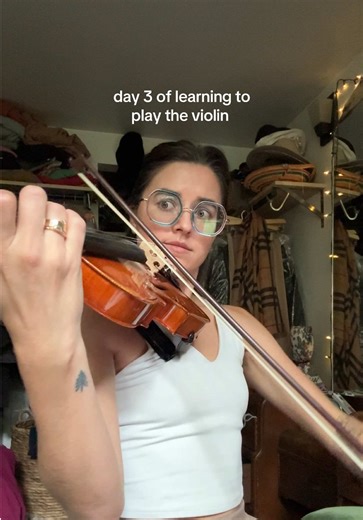 day 3 of learning to play the violin ✨ #violin #beginner #learning #selfgrowth