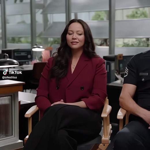 Melissa O'Neil Discusses Season 8 of The Rookie