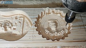 Struggling to find a CNC machine that's both powerful and affordable? The Lunyee Black Friday Super Sale is ON! Whether you're a model-making hobbyist or an entrepreneur starting a custom gifts business, this is the perfect time to get the machine you've been waiting for. ✅ All-Metal Construction: Say goodbye to flimsy plastic parts. Our 3018 Pro Max and 4040 Pro series feature a robust all-aluminum frame, ensuring stability and precision for every carve. ✅ Powerful Spindle: With up to a 500W sp