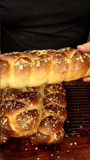 Αφράτα Τσουρέκια με Ζαχαρούχο & Ίνες 2026. Fluffy Tsoureki with Condensed Milk 2026!