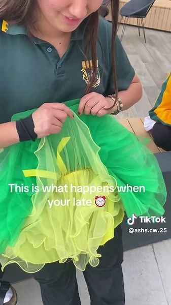 What Happens When You're Late for Country Week 2025