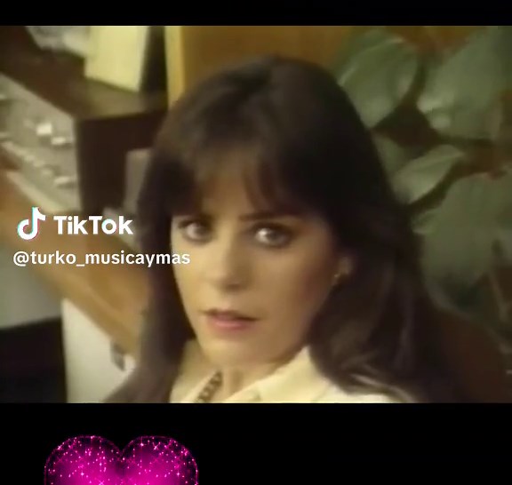 "Pandora" es un grupo musical femenino mexicano formado por" María Fer...