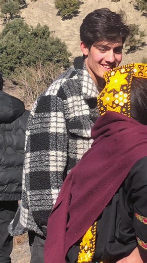 Tum Jo Aaye Ho Meri Dunya Main - Romantic Moments