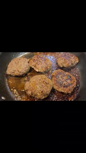 "The NOLA Chuck Wagon" Famous Chuck Wagon Burger w/Loaded Baked Beans ...