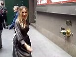 Sarah Jessica Parker dancing & singing in the NY City streets