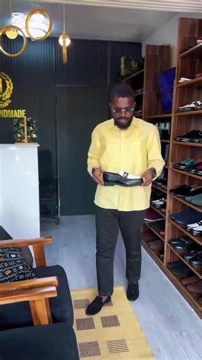 ☎️ 0200151910 📍North Kaneshie (swanlake) #madeinghana #menstyle #handmade #africa #KovixHandmade