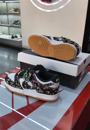 Nike Dunk Low Panda Monium Review