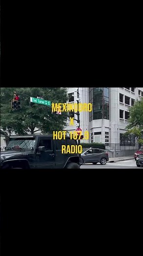 MexikoDro in the studio