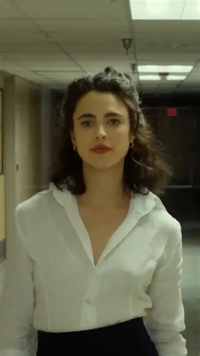 Una película de los hermanos Coen con Margaret Qualley como detective sáfica y Aubrey Plaza como su coqueta contraparte — ¿será esta la historia de detectives bi que estábamos esperando?🦄 : https://bi.org/es/articles/the-unicorn-scale-honey-dont | Bisexual.org en Español