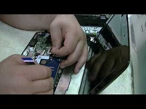 ASUS Eee PC Refurbishment, Part 1 - Disassembly & Windows 7 Test