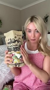412K views · 4K reactions | Use the code LOVEIT at the checkout for a free 1kg Fizzless Pouch worth £13.99 when you order a custom ultimate 1.75kg pouch! 朗 Buy our mouth-watering sweets online today!  | Sweetzy | Facebook