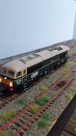 New Bachmann Class 69 with sound on test. #gbrf #eastleigh #dccsound