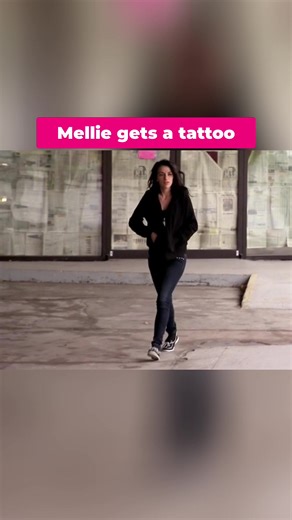 Mellie gets a new tattoo on TLC’s Gypsy Sisters. Watch @anniesmall00 and @Gypsy Sister Kayla talk about this scene and more on the Gossiping Gypsy Sisters podcast on @Reality Redux on YouTube #tlc #gypsysisters #gypsy #podcast #tattoo