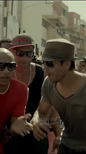 Bailando by Enrique Iglesias feat. Gente de Zona