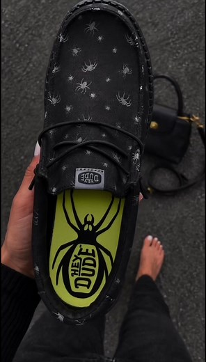 Your fall shoes just got a spooky upgrade 🕷️💚 These HEYDUDEs glow in the dark and are way too good for Halloween season. Grab your pair before they’re gone! 👻🛒 #Halloween #heydudenewarrivals #halloweenseason #heydudeshoes #halloweenshoes