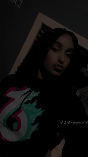 ——👮💕—— (@kariny.pina5)’s videos with som original - ——👮💕——