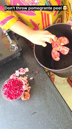 Mobile stand woh bhi ek chote paper se #streetstyle #glowingskin #recipeoftheday #reelsvideoシ #toyota #relatable #tbt #viral #useful #tips #reelsviralシ #food #best #foodie #trending #beautiful #kitchendesign #reelsfbシ #kitchen #fypシ゚ #papercraft #reelsfacebook #recipe #reelsfb #foodlover #foodblogger #indian | Kitchen Food