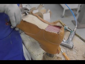 Italian Leather Boots; How High Quality Shoes Are Made; A Satisfying and Thorough Process