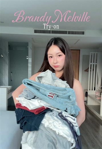 Brandy Melville Try-On Haul: Fashion Inspiration