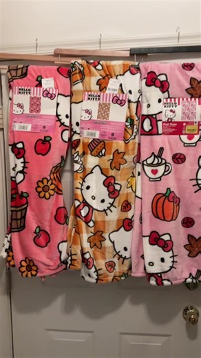 Hello Kitty Fall Collection: Embrace Cozy Vibes