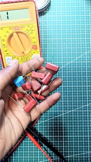 film capacitor multimeter check #multimeter #electronic #experiment #electronic