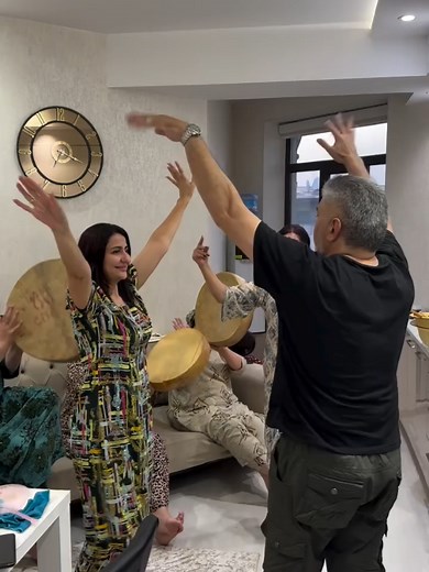 Танцы и радость в Таджикистане