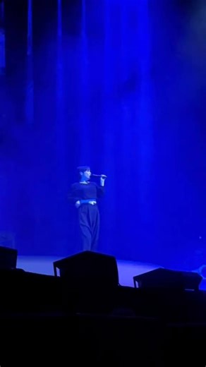 Mitski's Stunning Note Change in 'Fireworks' Performance