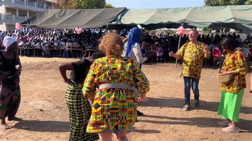 Inauguration of Essau Upper Basic School by MRC Holland Foundation