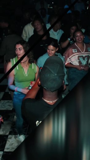 Unforgettable Foam Party Experience with Los Kind