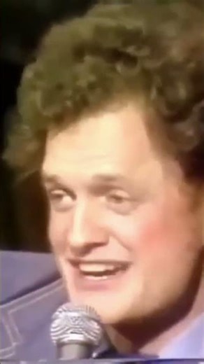 Harry Chapin with "Cat's In The Cradle"