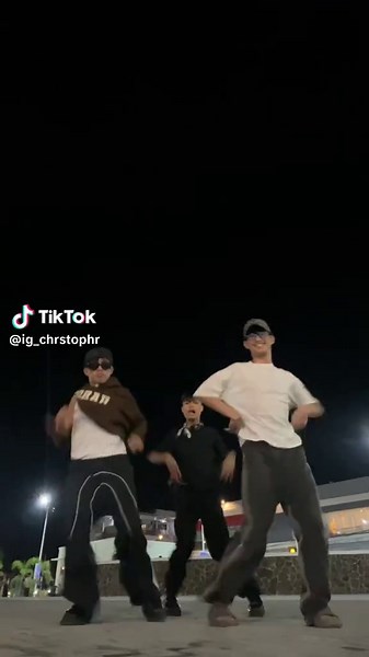 Easy Slow Dance Tutorial to Captivating Music