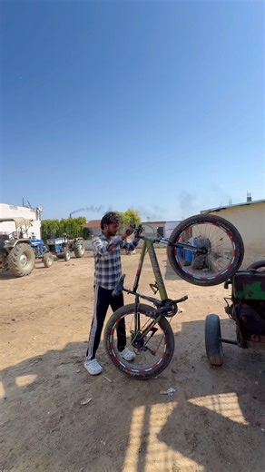 Fat bike suspension tut Gaya 😰🥹 #viral #stunt #mtbvikashrider #trending #ytshorts #shortsfeed #sad