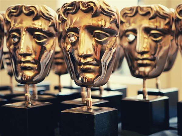 The only actors to have won three consecutive Bafta Awards