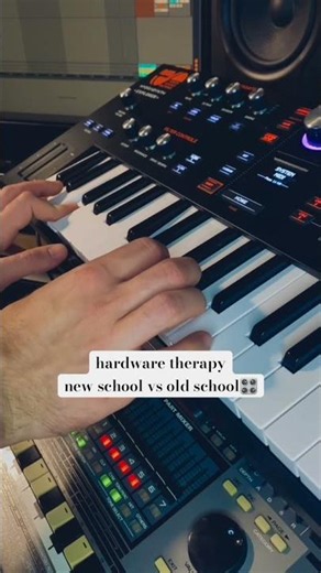 That 90s synth sound vs modern production #hardware #electronic