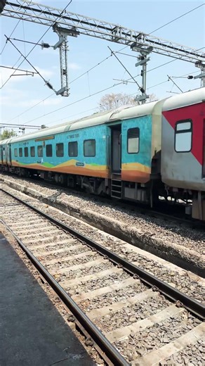 original sound #train #railvlogger #railway #railwaycontent #traintravel #ytshorts #trending #fypシ