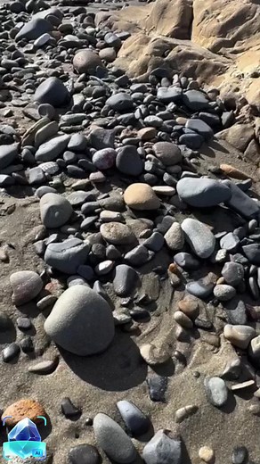 Identifying Beautiful Rocks: Stone and Crystal Guide