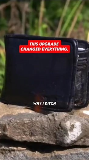 ❌ Everyone swears by these wallets – but are they really suitable for everyday use? The Smart Wallet 3.0 is considered the most practical wallet in the world. ✓ Slim design – hardly noticeable in your pocket ✓ Card access at the push of a button – quick & practical ✓ RFID protection – prevents unwanted charges Get your Smart Wallet 3.0 now and make your everyday life easier! 👉 Essentialbag.de/smartwallet3 ✅ 4.8/5.0 ⭐ on Trustpilot (1,500 reviews) ✅ 60 days trial with 100% money-back guarantee ✅