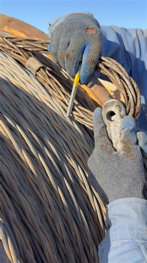 56K views · 468 reactions | High Voltage Work – Watch the Pilot Wire Connector Get Removed! #Facebook #powergridprojects #conductorstringing | Electrical Transmission line | Facebook