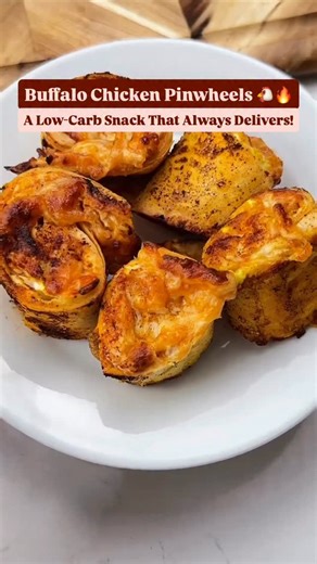 Buffalo Chicken Pinwheels 🔥🐔 Get the kick of wings in a crispy, handheld bite without the mess. These air-fried rolls are packed with melted cheese and spice for a fun snack that’s ready in under 10 minutes. 😋 🚨 Full recipe with tips, variations, and nutrition info: ➡️ https://keto.recipes/low-carb-buffalo-chicken-pinwheels-snack-perfectly/ 💬 Is this a spicy #snack you’d try? Drop a 🔥 below! Don't forget to SAVE and SHARE this easy #recipe! 📸: @ketosnackz | Keto Recipes