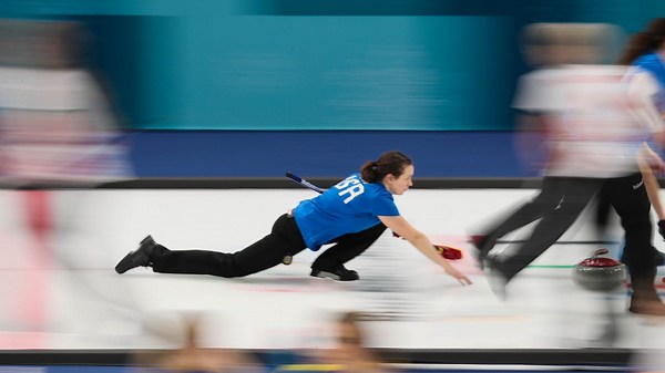Curling rules and sweeping explained