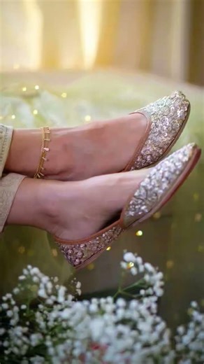 jutti design #gold #colour #jutti #designs