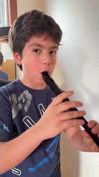 How To Play Hot Cross Buns on a recorder and a flute