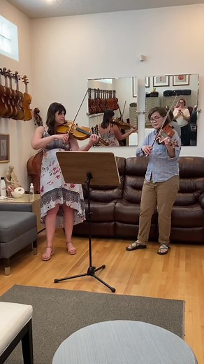 Two Violas=Magic. Thanks Leslie Henrie, Leslie Richards, and Telemann! #double #viola #duo #telemann #music #live #bow #jamming #fun #beautiful #fyp #foryou #foryoupage #happy #life