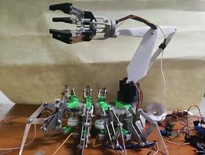 机械设计大赛参赛作品适于多地形行走的仿生蝎子机器人已经获得省级二等奖