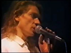 VIRUS ¿QUE HAGO EN MANILA? ESTADIO OBRAS 20 DE NOVIEMBRE DE1987