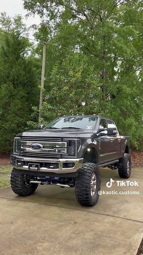 This One Was A Job But Turned Out Great! 😎 • 2017 Ford F250 • 10” PMF Suspension Lift • PMF Drag Link • PMF Trac Bar • PMF Rear Traction Bars • PMF Dual Steering Stabilizer • PMF Long Arm 4 Link • PMF Leaf Pack • PMF 1.5” Rear Block • Stryker Offroad Sway Bar Links • Front & Rear Axles Pulled, Gutted, & Powdered • Whole Lift, All Suspension Components, Reciver, & A Few Other Things Pulled And Powdered • Polished Driveshaft • 24 36LED Rock Lights Im sure a few things were left out but we want to