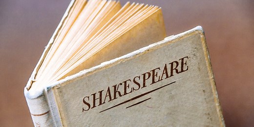 Mastering the Bard: 5 Tips for Reading Shakespeare Like a Pro