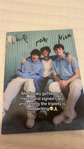 Meeting the Sturniolo Triplets: Merch Unboxing and Handwriting Revelation!